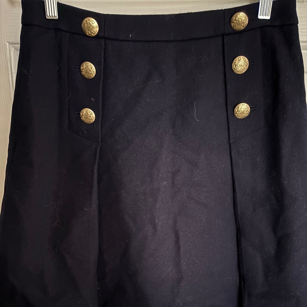 J. Crew Dark Blue Short Heavy Pleated Skirt w/Gold Buttons Size 6